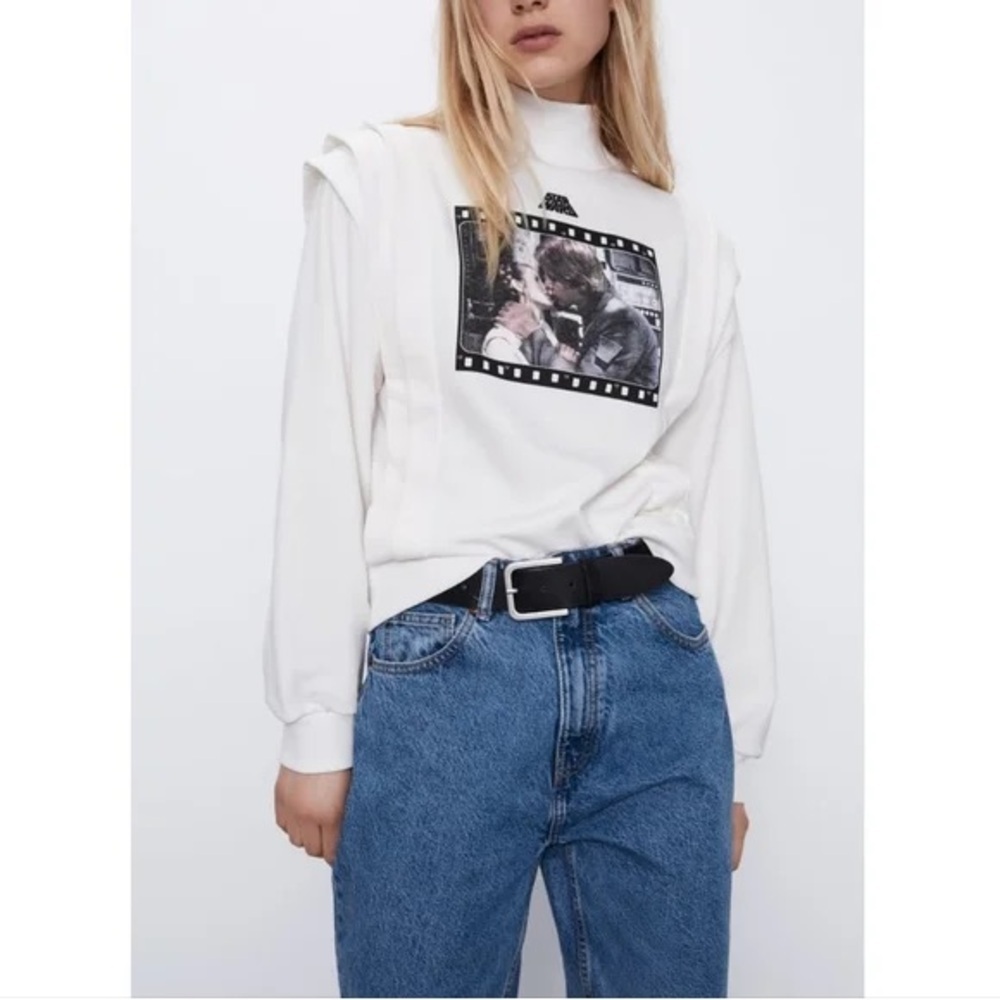 Zara White Graphic Sweatshirt